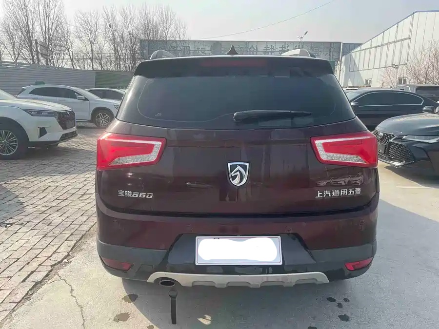 BAOJUN 2015 Baojun 560 1.8L Manual Luxury Edition