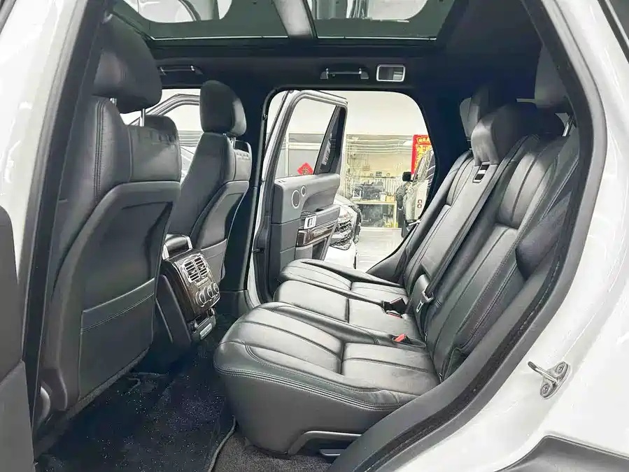 Land Rover 2016 Land Rover Range Rover 3.0 SC V6 Vogue