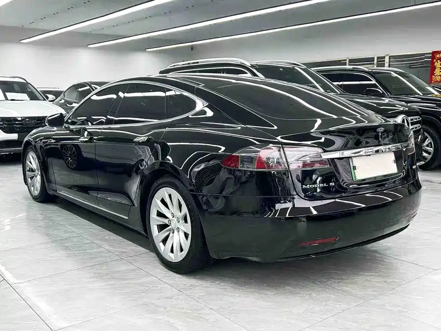 Tesla 2016 Tesla Model S 60D