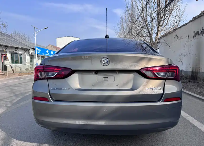 Buick 2018 Buick Excelle 15N Manual Elite