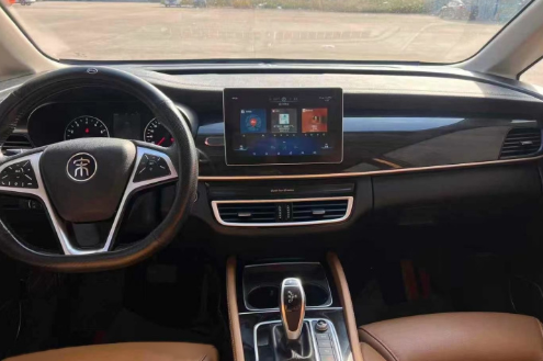 BYD 2019 BYD Song MAX 1.5T Automatic Smart Connected Ruijin Version 6-Seater