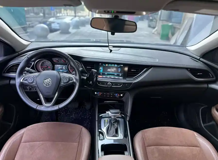 Buick 2019 Buick Regal 20T Elite National V