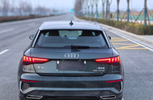 Audi 2021 Audi A3 portback 35 TFSI Sport Edition