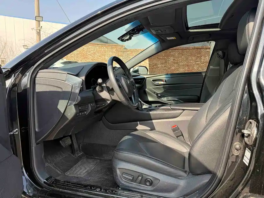 Toyota 2022 Toyota Avalon 2.0L Luxury Edition