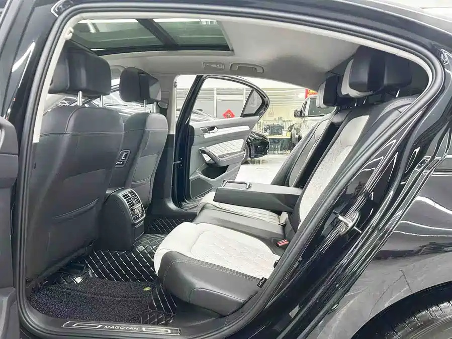 Volkswagen 2023 Volkswagen Magotan 2 Million Units Commemorative Edition 380TSI DSG Flagship