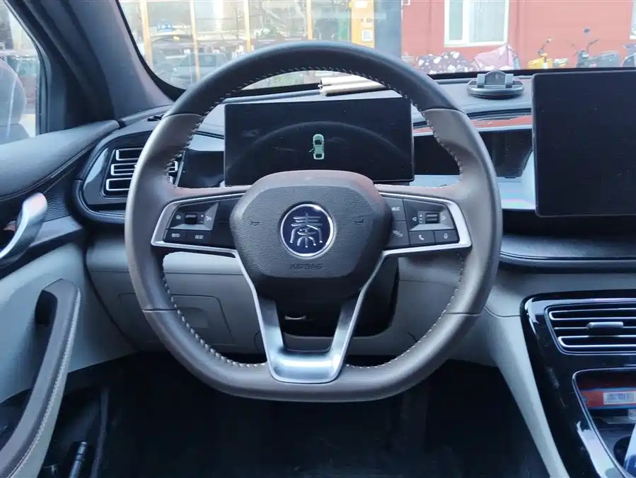 BYD BYD Qin PLUS 2024 Glory Edition DM-i 55KM Leading Model