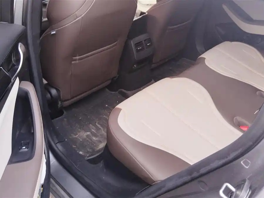 BYD Qin PLUS 2024 Glory Edition DM-i 55KM Leading Model