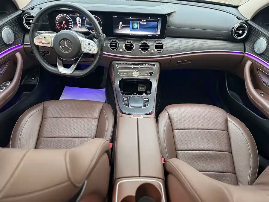 Mercedes-Benz 2019 Mercedes-Benz E 300 L Sport Fashion Type
