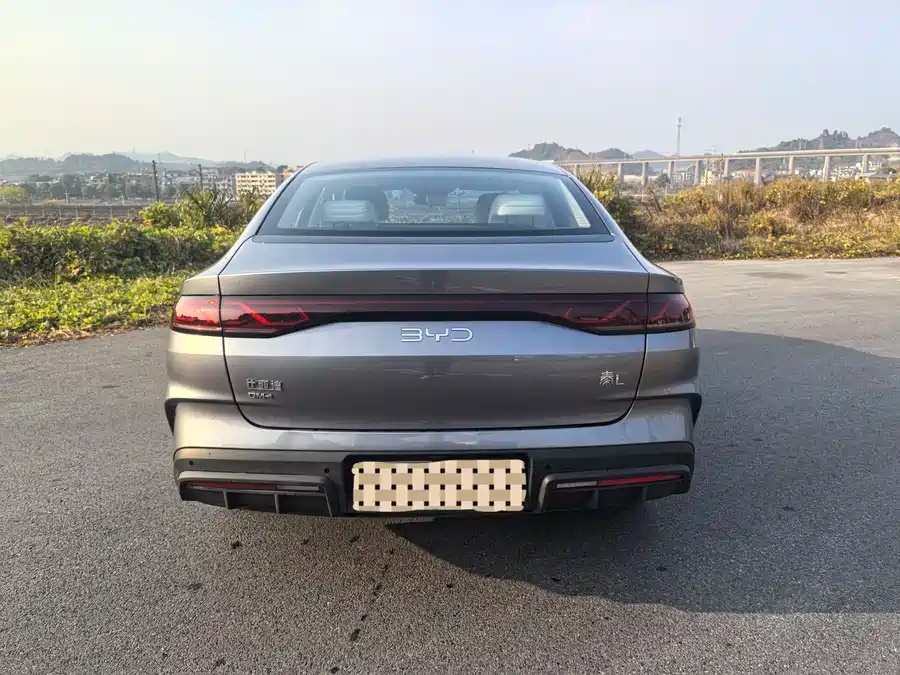 BYD 2024 BYD Qin L DM‑i 80KM Leading Edition