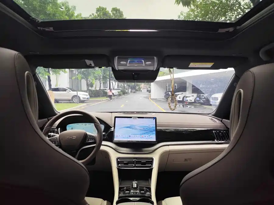 BYD 2025 BYD Song PLUS DM-i 112KM Premium