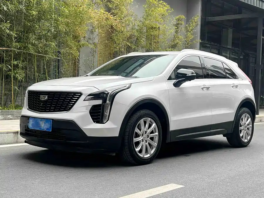 Cadillac Cadillac XT4 2018 28T Two-Wheel Drive Technology Edition