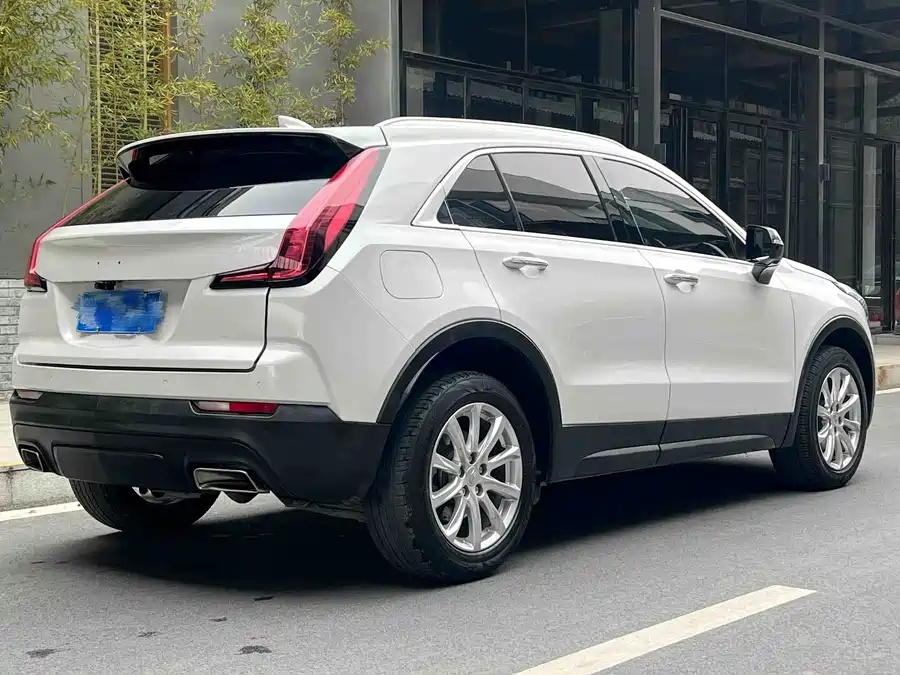 Cadillac Cadillac XT4 2018 28T Two-Wheel Drive Technology Edition