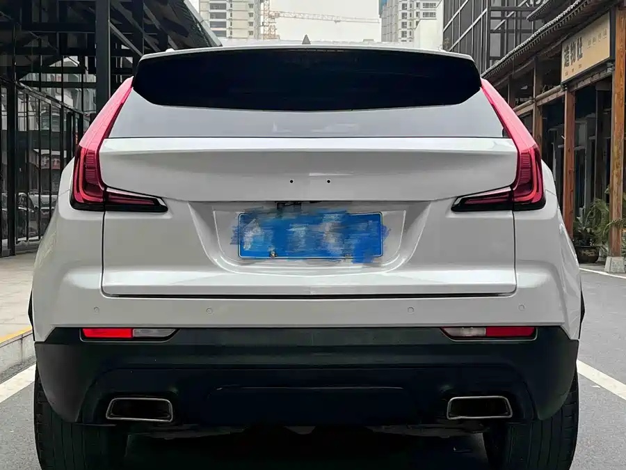 Cadillac Cadillac XT4 2018 28T Two-Wheel Drive Technology Edition