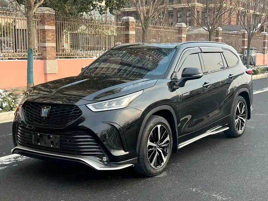Toyota Crown Kluger 2022 2.5L HEV 4WD Luxury Edition