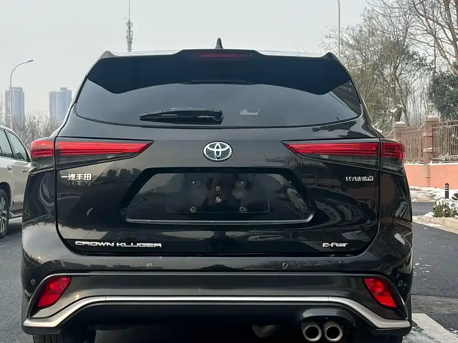 Toyota Crown Kluger 2022 2.5L HEV 4WD Luxury Edition
