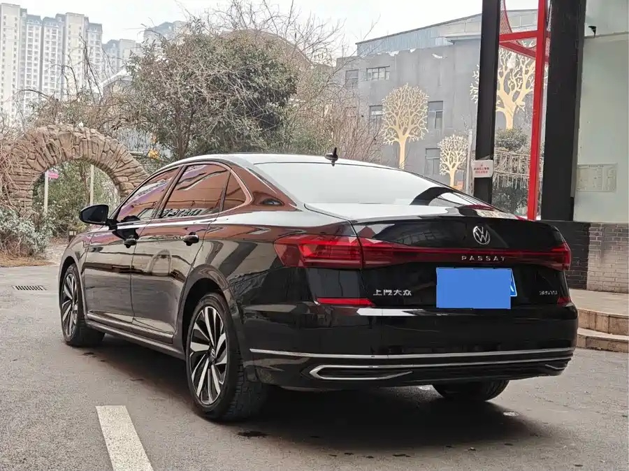 Volkswagen Volkswagen Passat 2024 380TSI Elite Edition