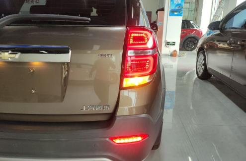 Chevrolet 2015 Chevrolet Captiva 2.4L 4WD Flagship Edition 7-Seater