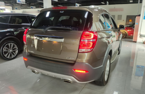 Chevrolet 2015 Chevrolet Captiva 2.4L 4WD Flagship Edition 7-Seater