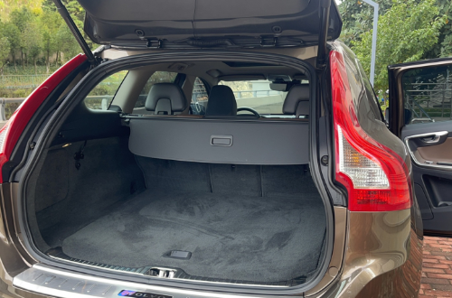 Volvo 2017 Volvo XC60 T5 AWD Momentum Pro Edition