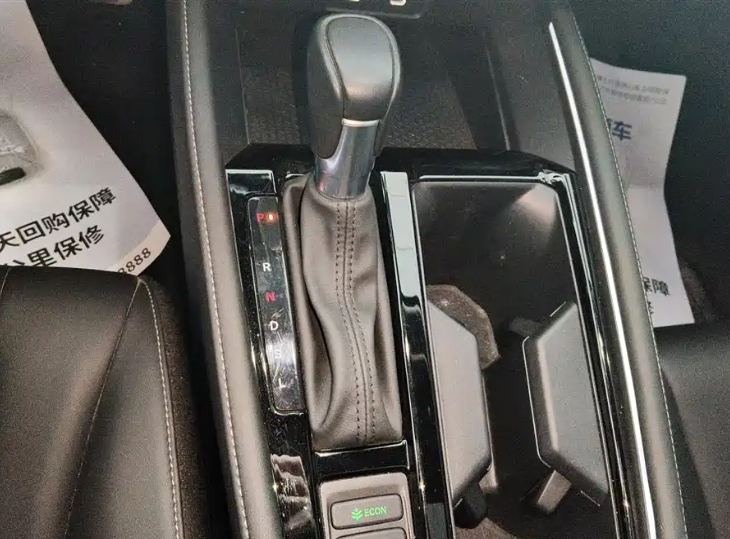 Honda 2024 Honda Accord  260TURBO Luxury Edition