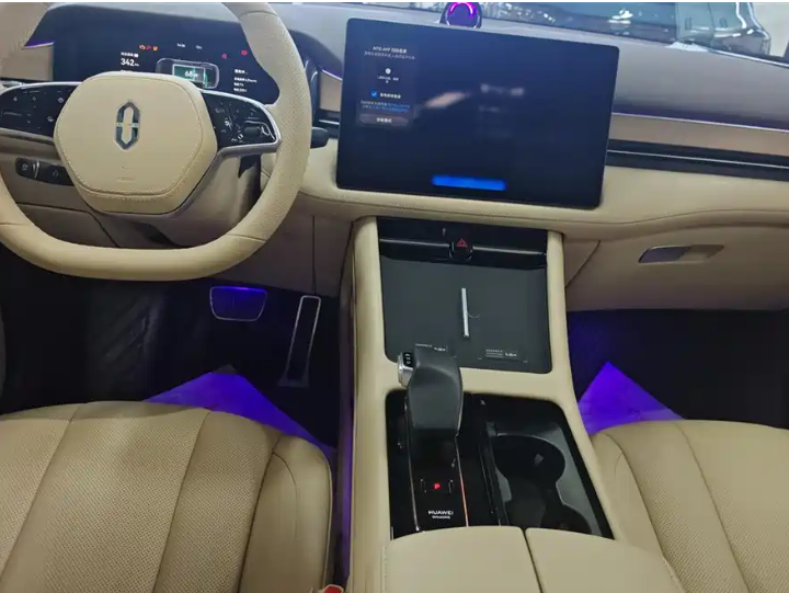 AITO AITO M7 2024 1.5T Intelligent Driving Rear-Wheel Drive Pro Version 6-Seater