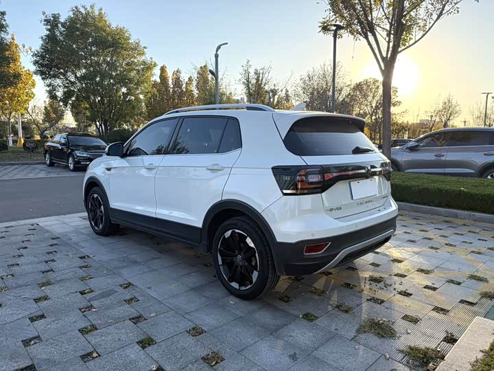 Volkswagen Tacqua 2023 200TSI DSG Yuezhilian Edition