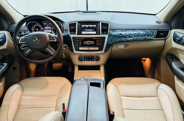 Mercedes-Benz 2015 Mercedes-Benz M-Class ML 320 4MATIC