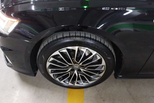 Audi 2020 Audi A6L New Energy 55 TFSI e quattro