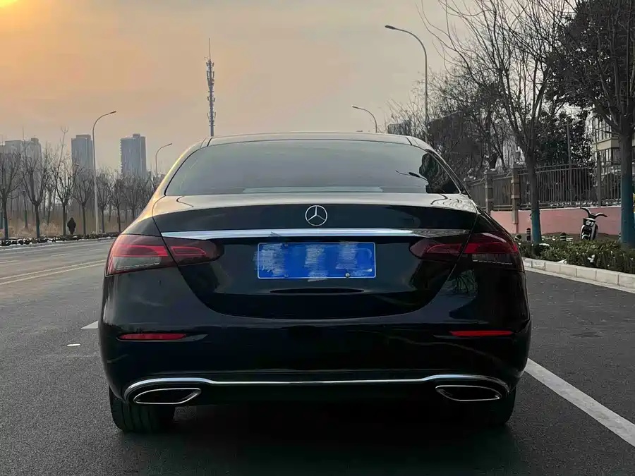 Mercedes-Benz 2021 Mercedes-Benz E-Class E 300 L Luxury Edition