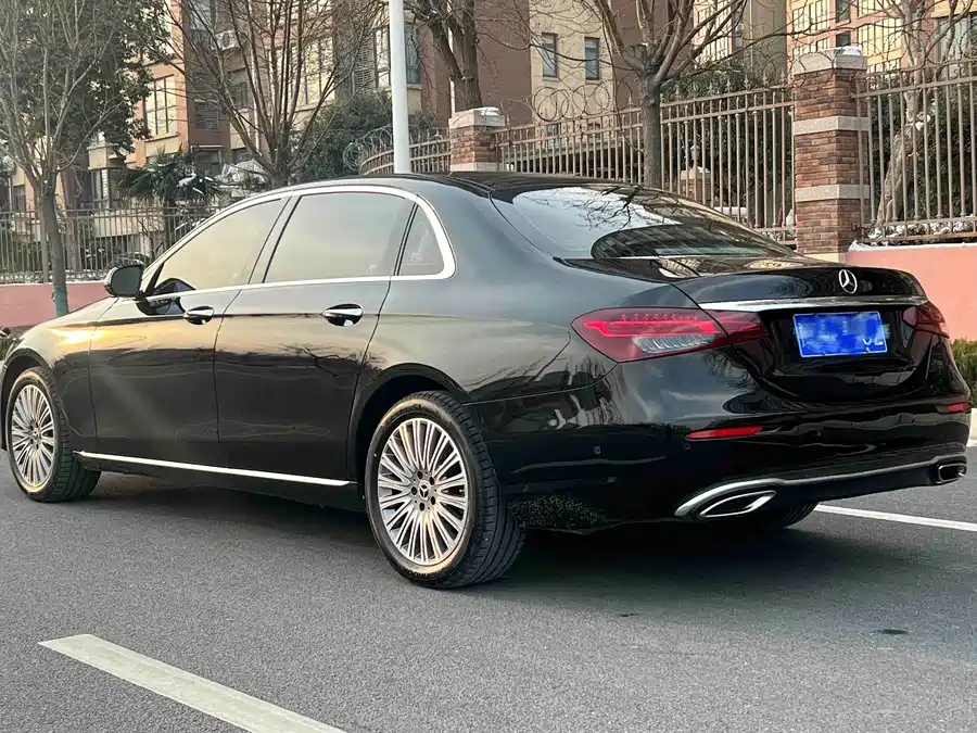 Mercedes-Benz 2021 Mercedes-Benz E-Class E 300 L Luxury Edition