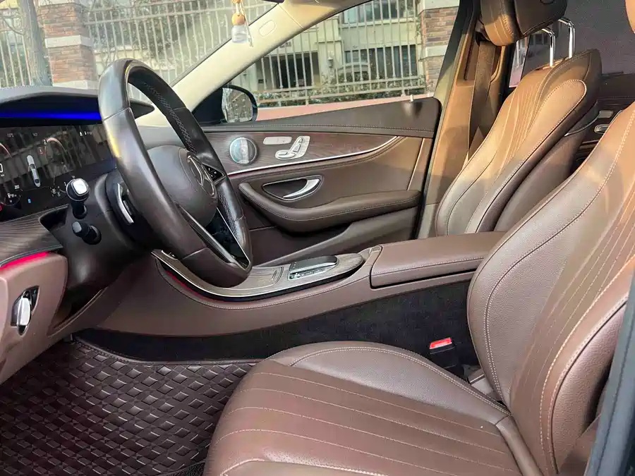 Mercedes-Benz 2021 Mercedes-Benz E-Class E 300 L Luxury Edition