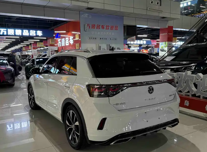 Volkswagen 2023 Volkswagen T-ROC 300TSI DSG 2WD Chenguang Edition