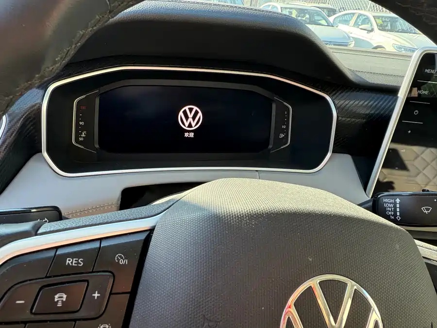 Volkswagen 2023 Volkswagen Tayron 300TSI 2WD Luxury Plus Advanced Edition