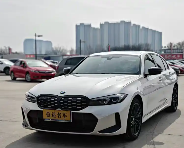 2024 BMW 3 Series  325i M Sport Night Edition