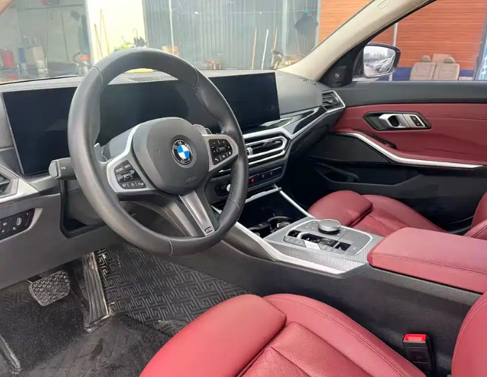 2024 BMW 3 Series  325i M Sport Night Edition