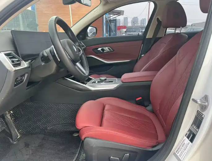 2024 BMW 3 Series  325i M Sport Night Edition