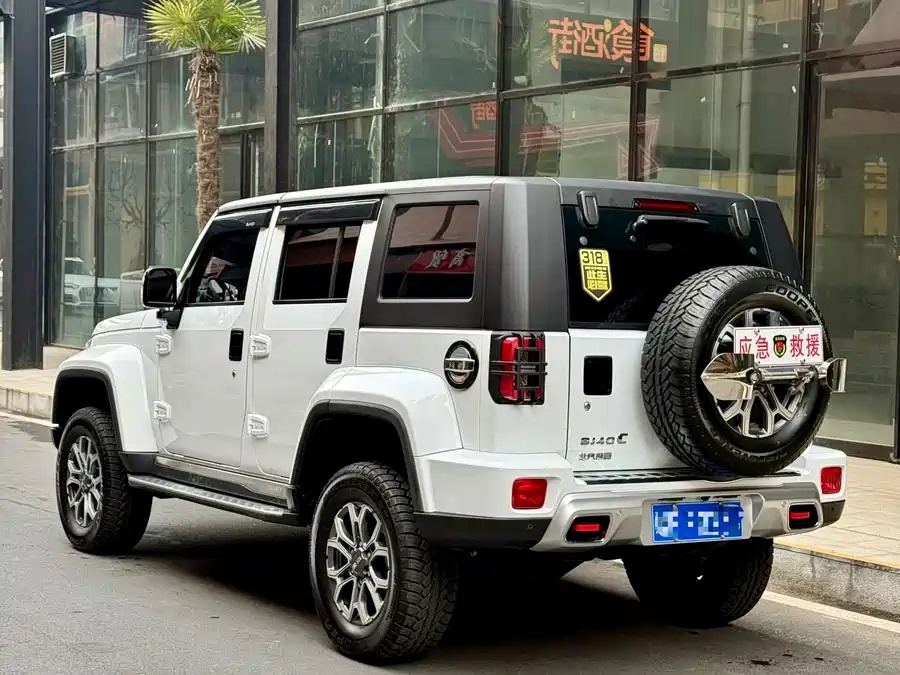 Beijing Off-road Beijing BJ40 2023 2.0T Automatic 4WD City Hunter Knight Edition