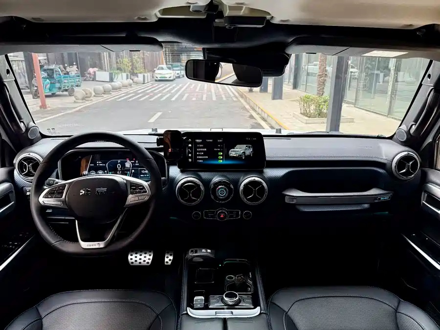 Beijing Off-road Beijing BJ40 2023 2.0T Automatic 4WD City Hunter Knight Edition