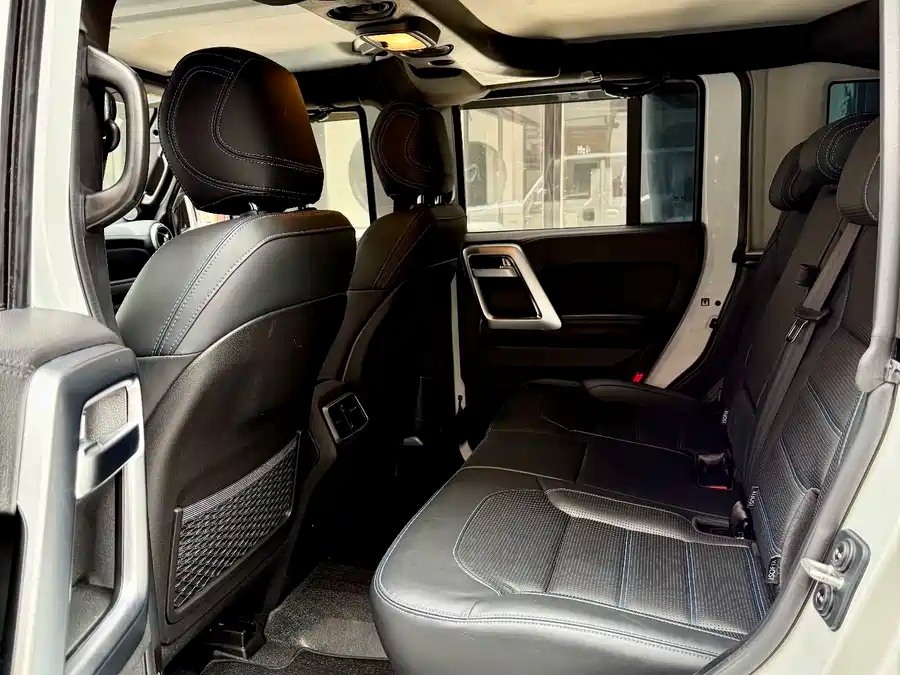 Beijing Off-road Beijing BJ40 2023 2.0T Automatic 4WD City Hunter Knight Edition