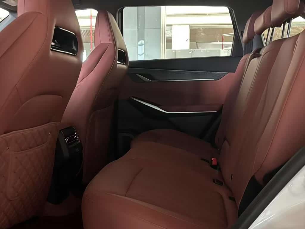 Changan CS75 PLUS 2026 Smart Champion Edition 1.5T New Blue Whale Intelligent Leader Edition