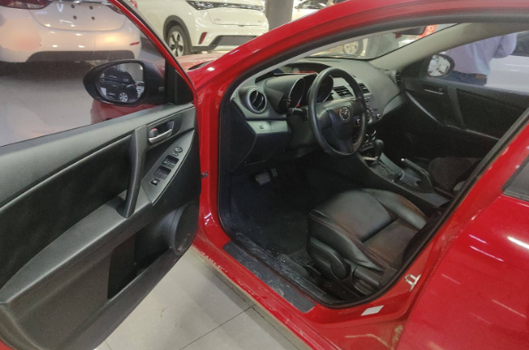 2011 Mazda 3 Starshine Sedan 1.6L Automatic Comfort