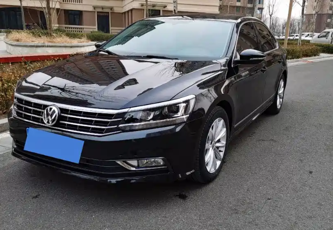 2017 Volkswagen Passat  330TSI DSG Premium