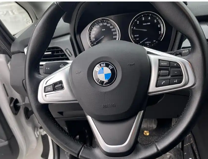 BMW 2018 BMW 2 Series Active Tourer  218i Fashion