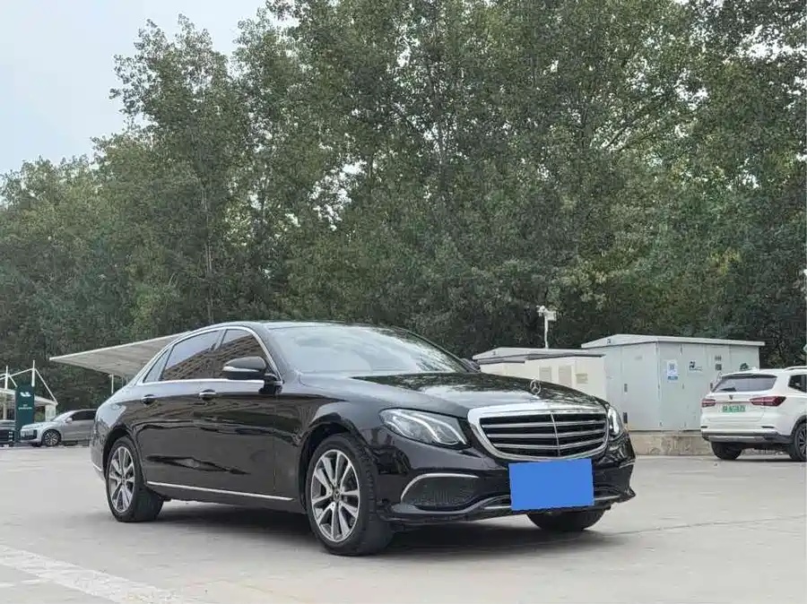 2020 Mercedes-Benz E 260 L