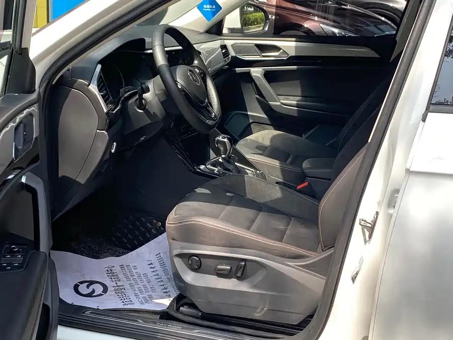 Volkswagen 2020 Volkswagen Tayron 330TSI 2WD Luxury Intelligent Connected Edition