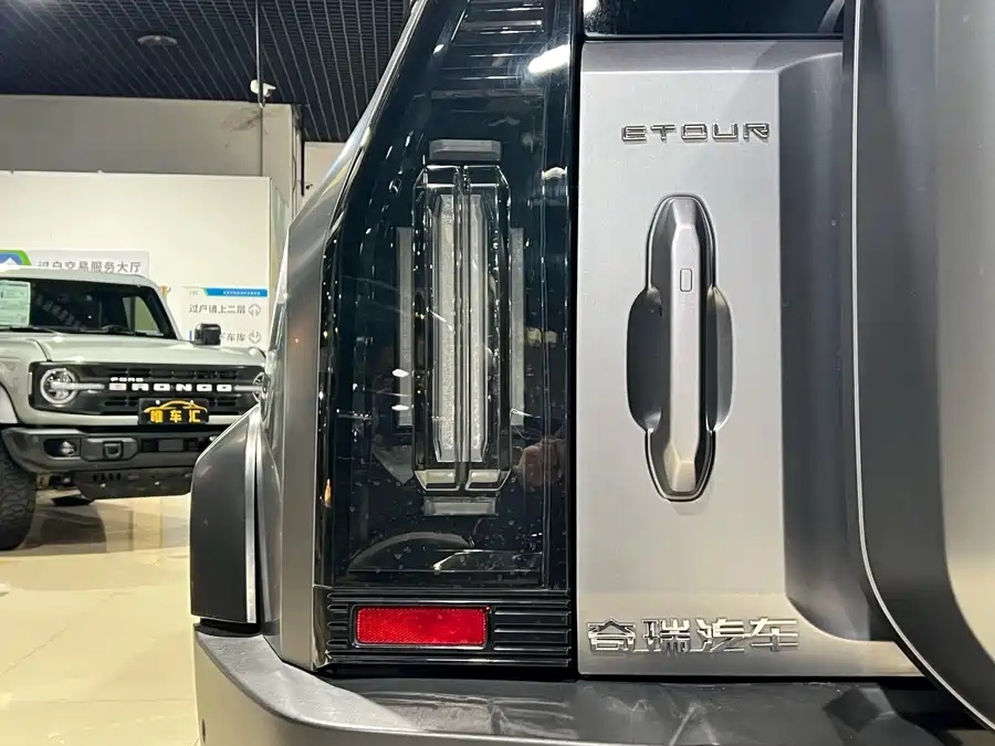 Jetour Jetour Traveler 2023 2.0T 4WD Crossing PRO