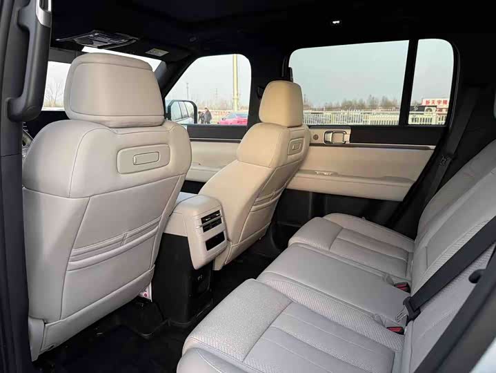 Leopard Leopard Titanium 7 2025 190KM 4WD Ultra Edition