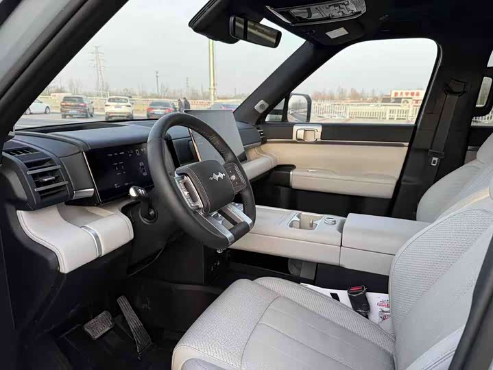 Leopard Leopard Titanium 7 2025 190KM 4WD Ultra Edition