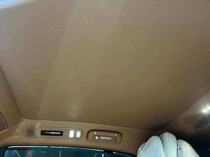 MAEXTRO MAEXTRO S800 2025 Hybrid Starlight Executive Edition 4 seats