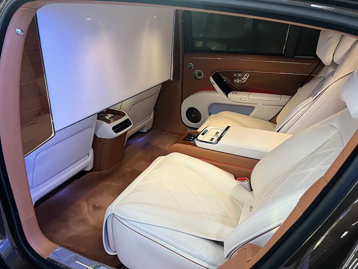 MAEXTRO MAEXTRO S800 2025 Hybrid Starlight Executive Edition 4 seats